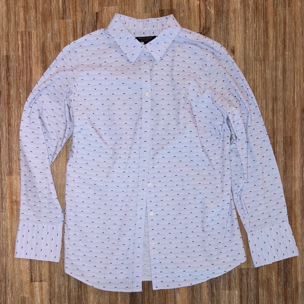 BANANA REPUBLIC BUTTON DOWN SHIRT